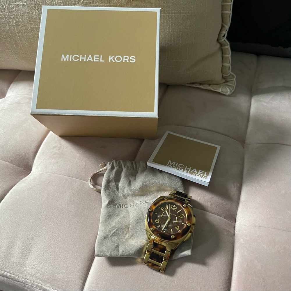 Michael Kors tortoise and gold with box
